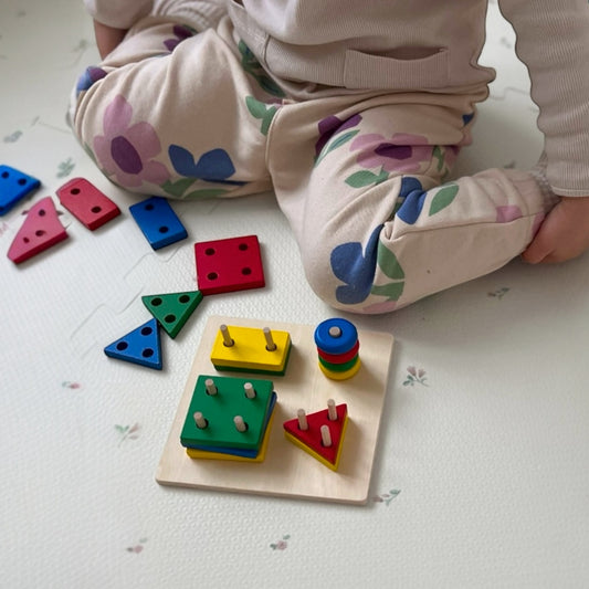 Jetzt neu: Mein Montessori Wunderset mit 14 Holz-Lernspielen
