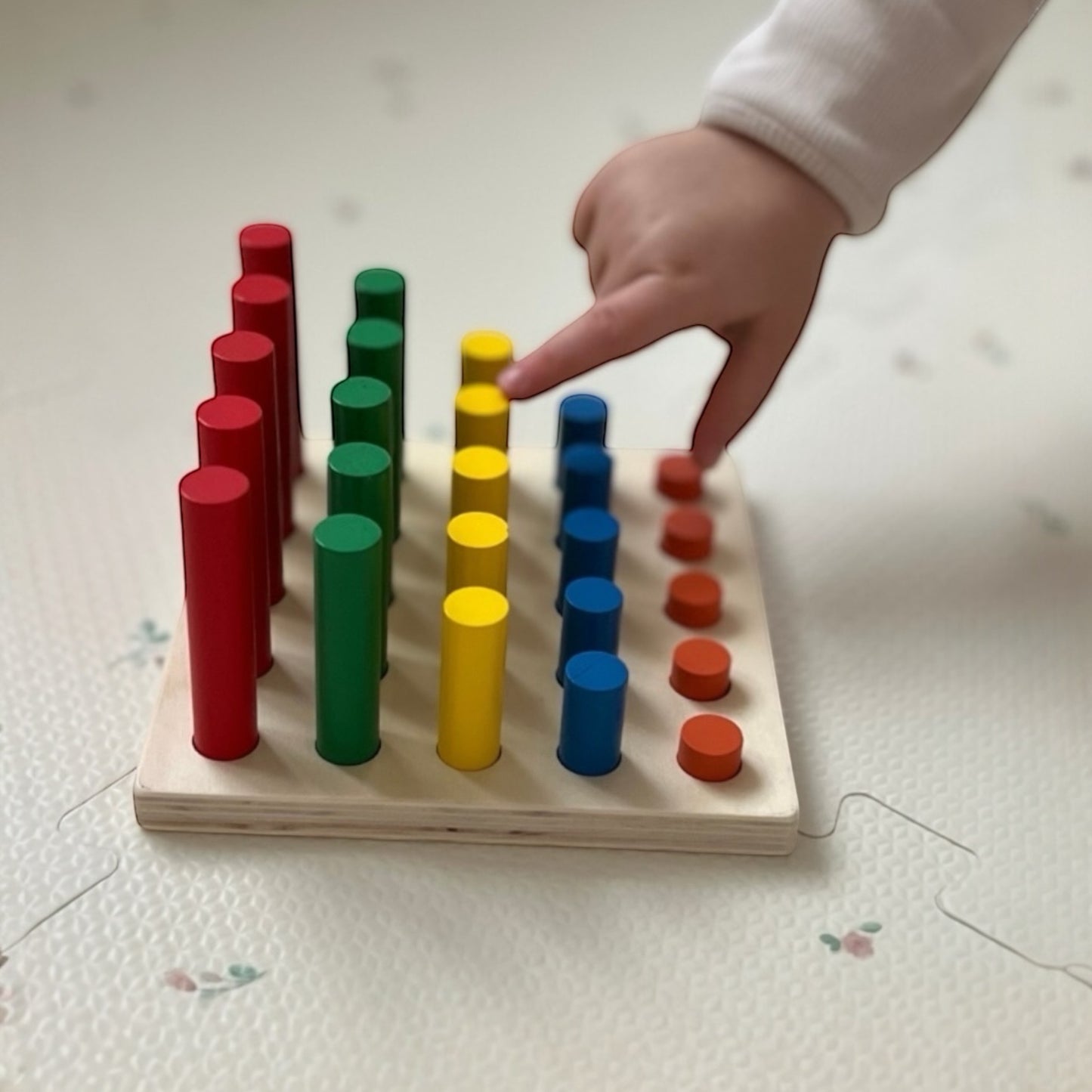 Jetzt neu: Mein Montessori Wunderset mit 14 Holz-Lernspielen